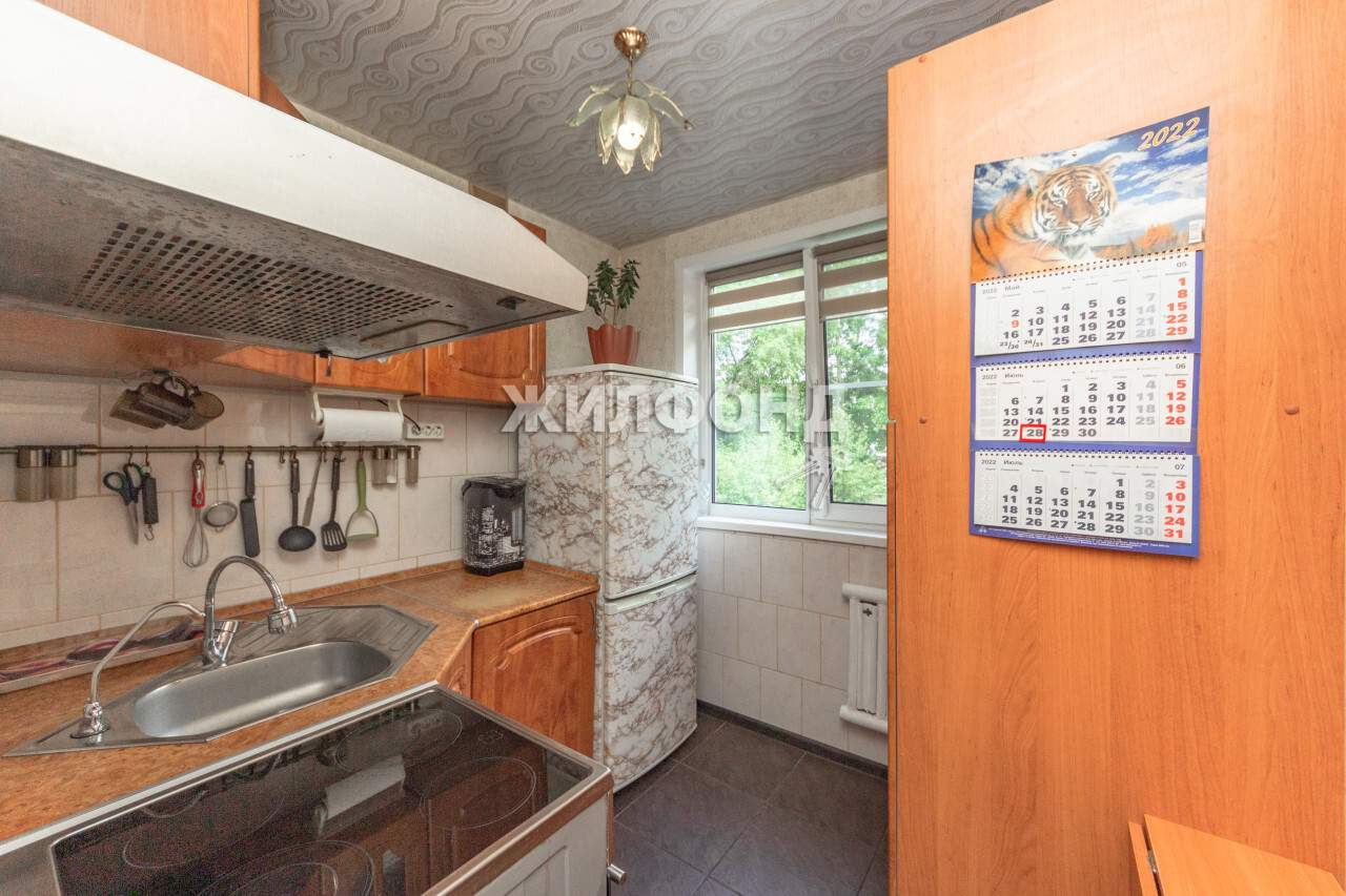 Продажа 2-комнатной квартиры, Барнаул, Павловский тракт,  д.88