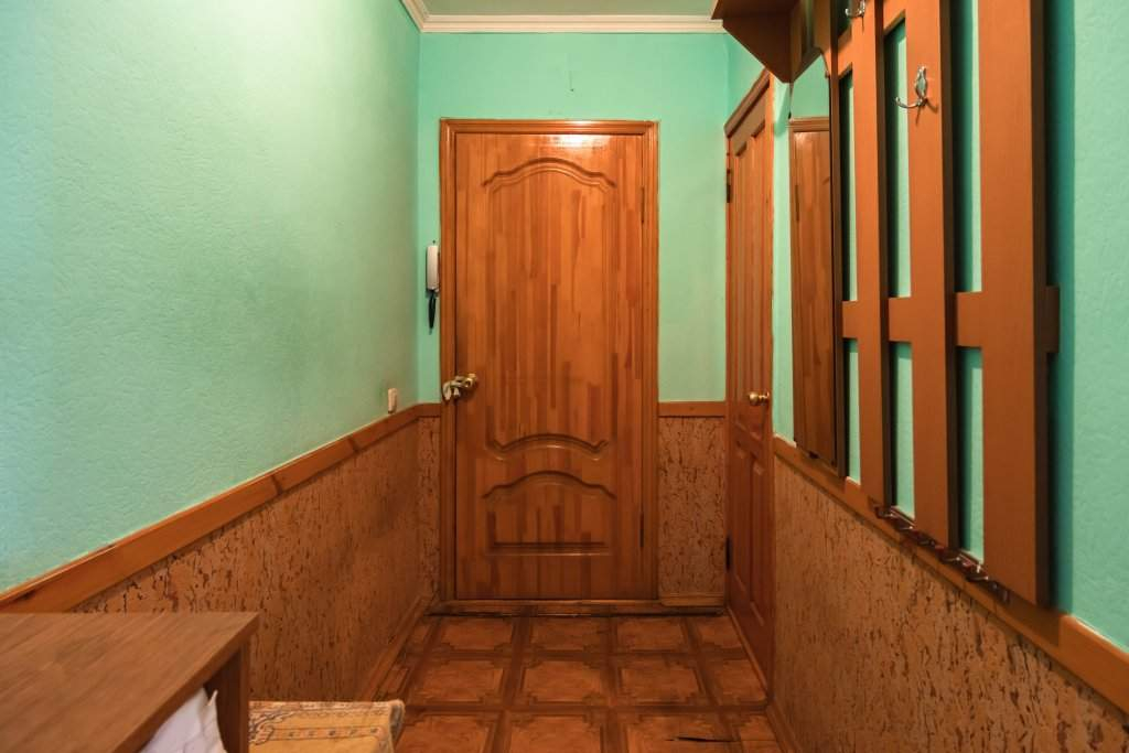 Продажа 2-комнатной квартиры, Сочи, Труда улица,  д.10