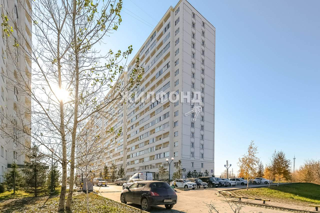 Продажа 1-комнатной квартиры, Новосибирск, Виктора Уса улица,  д.4