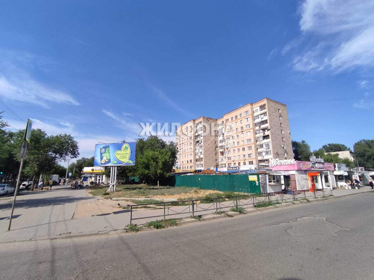 Продажа 3-комнатной квартиры, Астрахань, Савушкина улица,  д.23