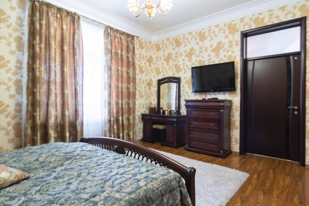 Продажа дома, 500м <sup>2</sup>, 7 сот., Барановка, Армянская улица