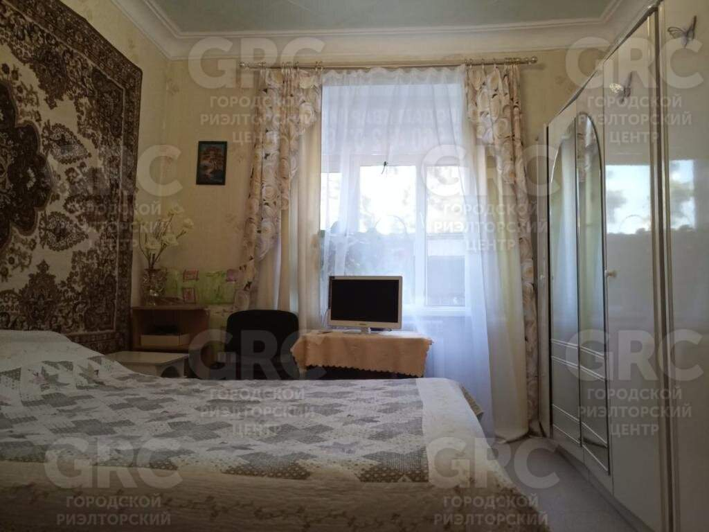 Продажа 4-комнатной квартиры, Сочи, Демократическая улица,  д.17