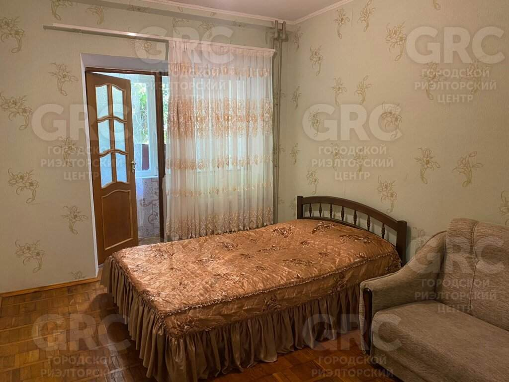 Продажа 2-комнатной квартиры, Сочи, Красноармейская улица,  д.15А