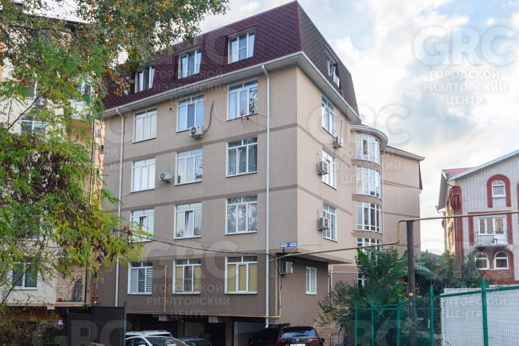 Продажа 2-комнатной квартиры, Сочи, Крымская улица,  д.67/1