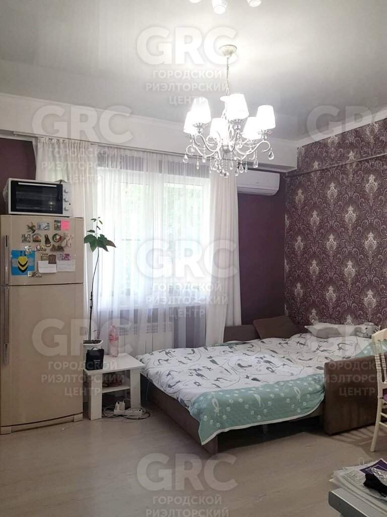 Продажа 2-комнатной квартиры, Сочи, Ворошиловская улица,  д.18