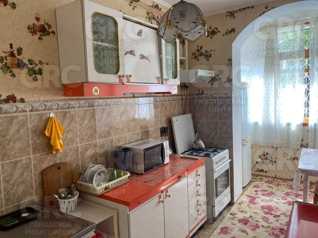 Продажа 2-комнатной квартиры, Сочи, Красноармейская улица,  д.15А