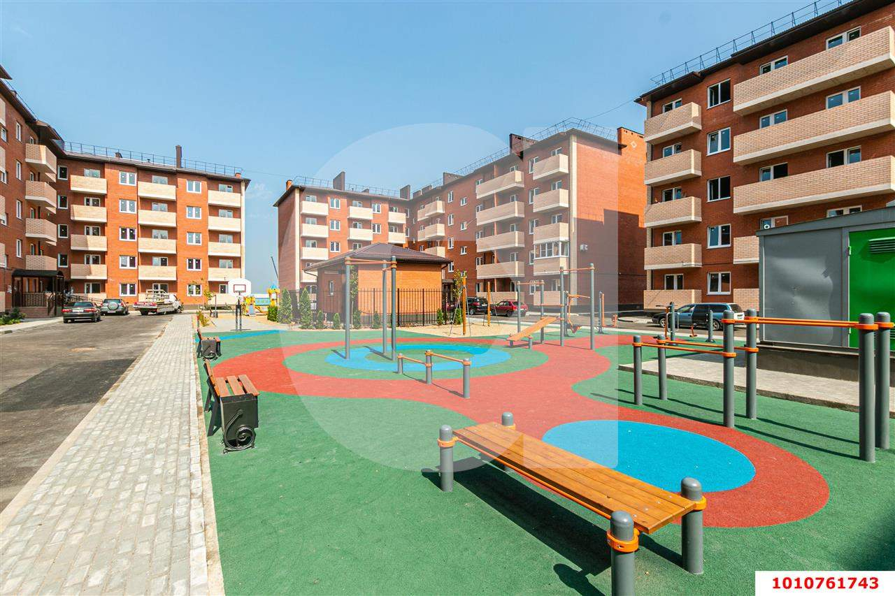 Продажа квартиры, Яблоновский, Тургеневское шоссе улица,  д.33стр2