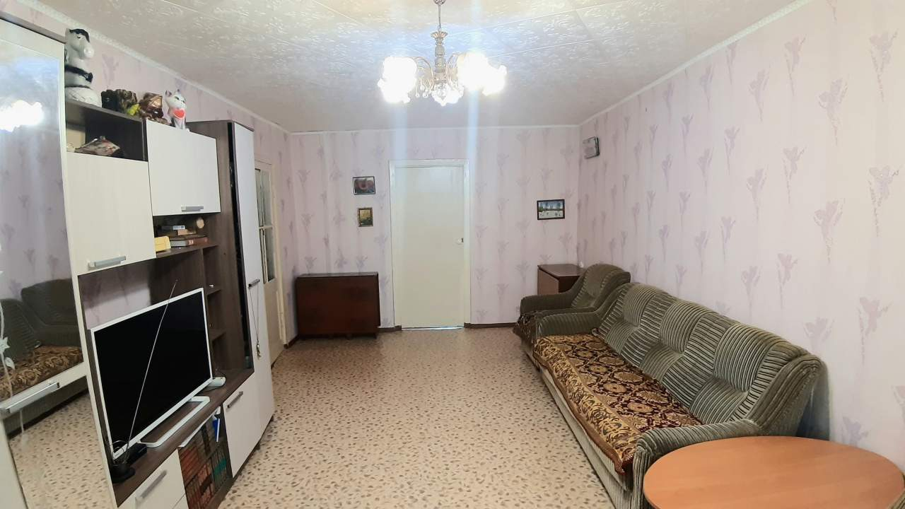 Продажа 4-комнатной квартиры, Березники, Свердлова улица,  д.67