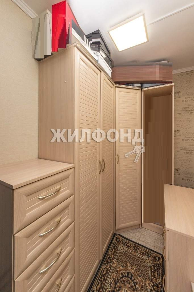 Продажа 1-комнатной квартиры, Барнаул, Павловский тракт,  д.293
