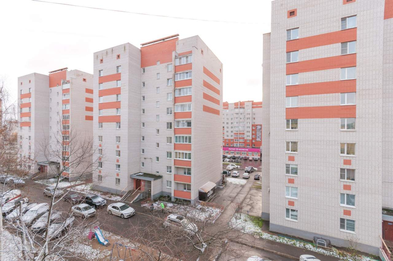 Продажа 2-комнатной квартиры, Вологда, Солодунова улица,  д.60