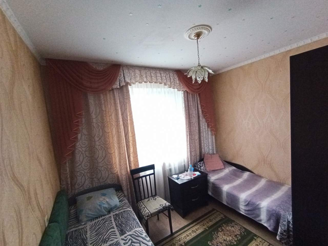 Продажа 3-комнатной квартиры, Симферополь, Маршала Жукова улица,  д.25