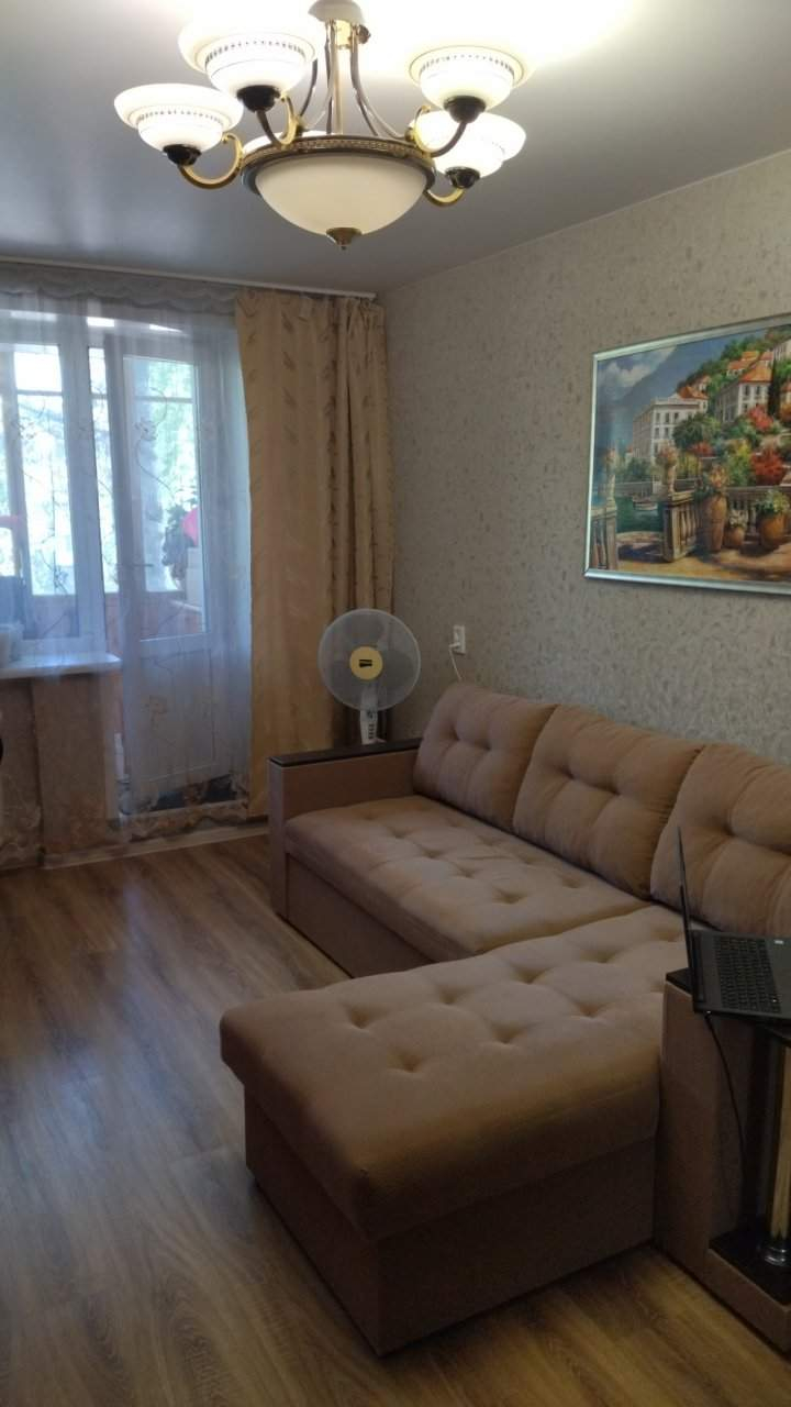 Продажа 3-комнатной квартиры, Киров, Чапаева улица,  д.49А