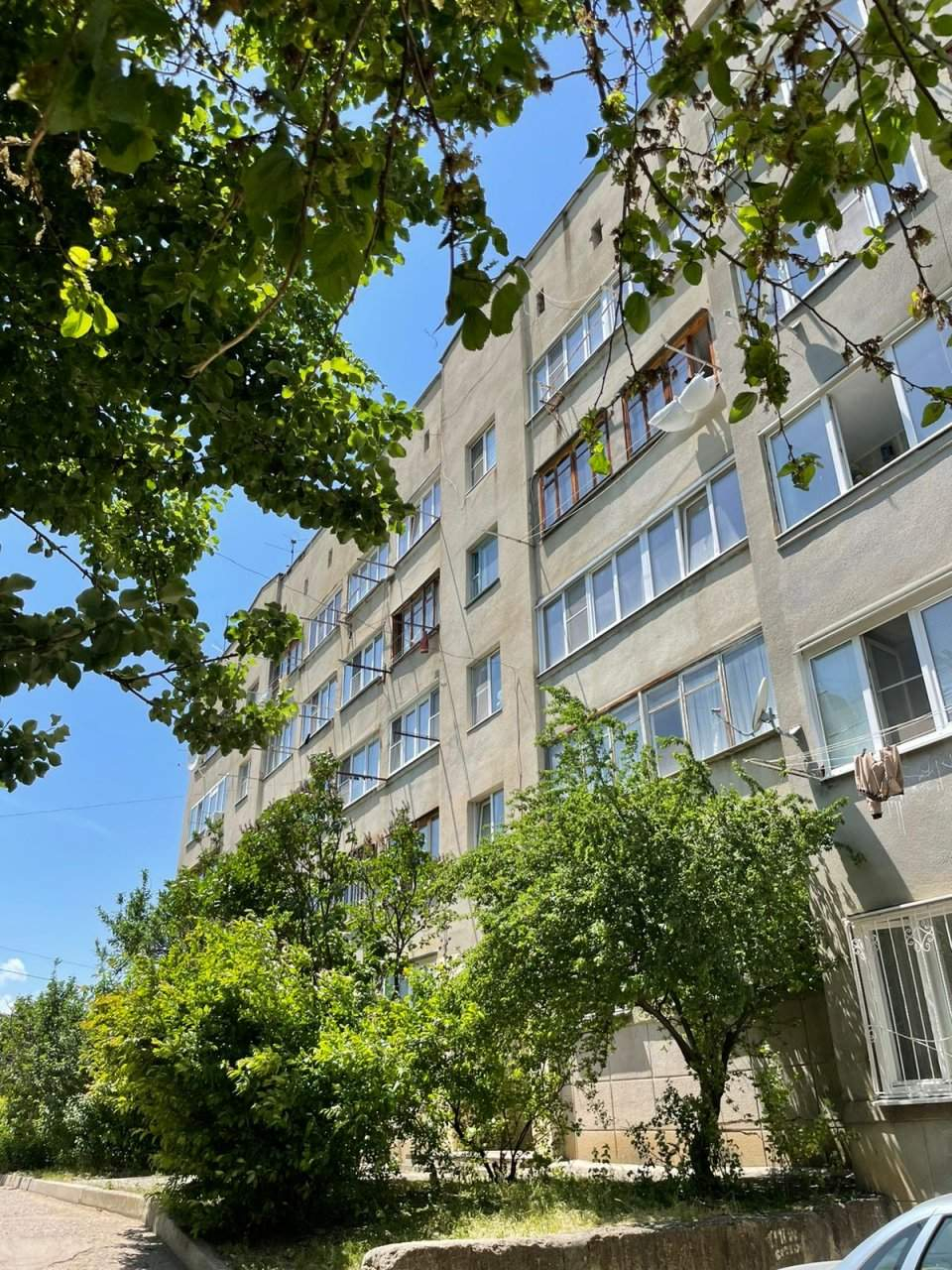 Продажа 2-комнатной квартиры, Кисловодск, Красивая улица,  д.45