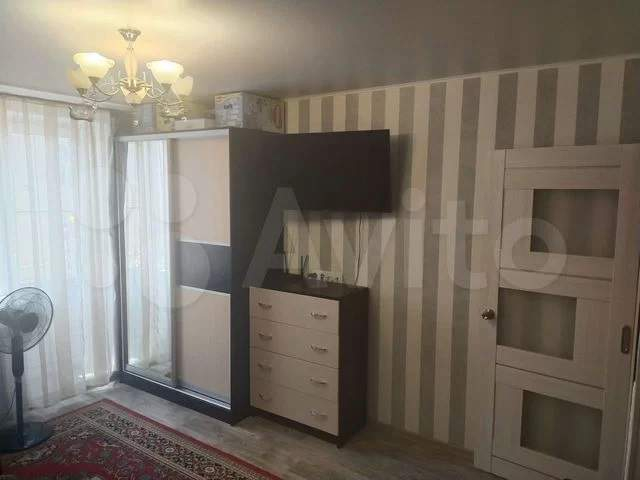 Продажа 1-комнатной квартиры, Калуга, Георгия Амелина улица,  д.18