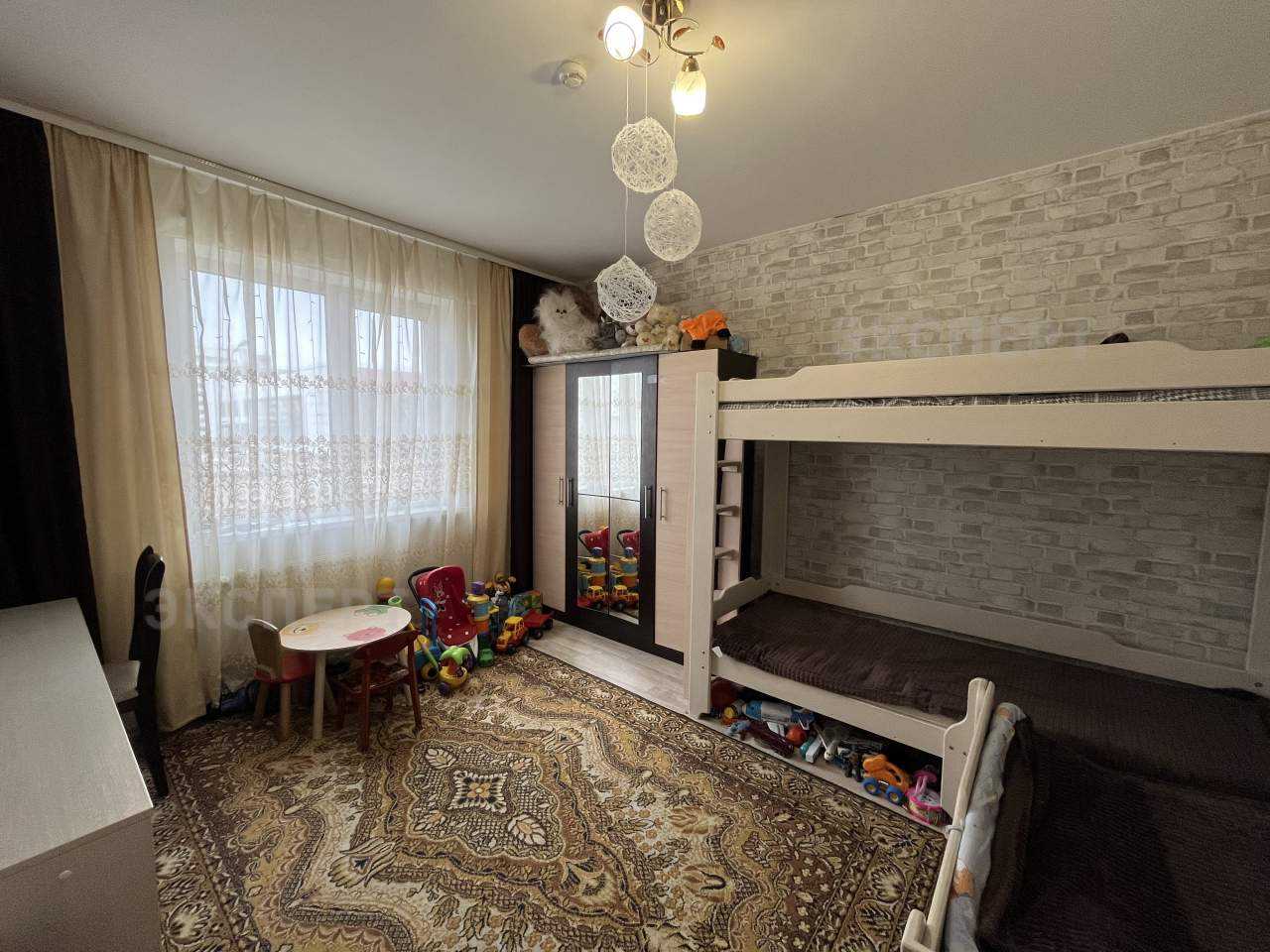 Продажа 2-комнатной квартиры, Великий Новгород, Большая Московская улица,  д.128к1