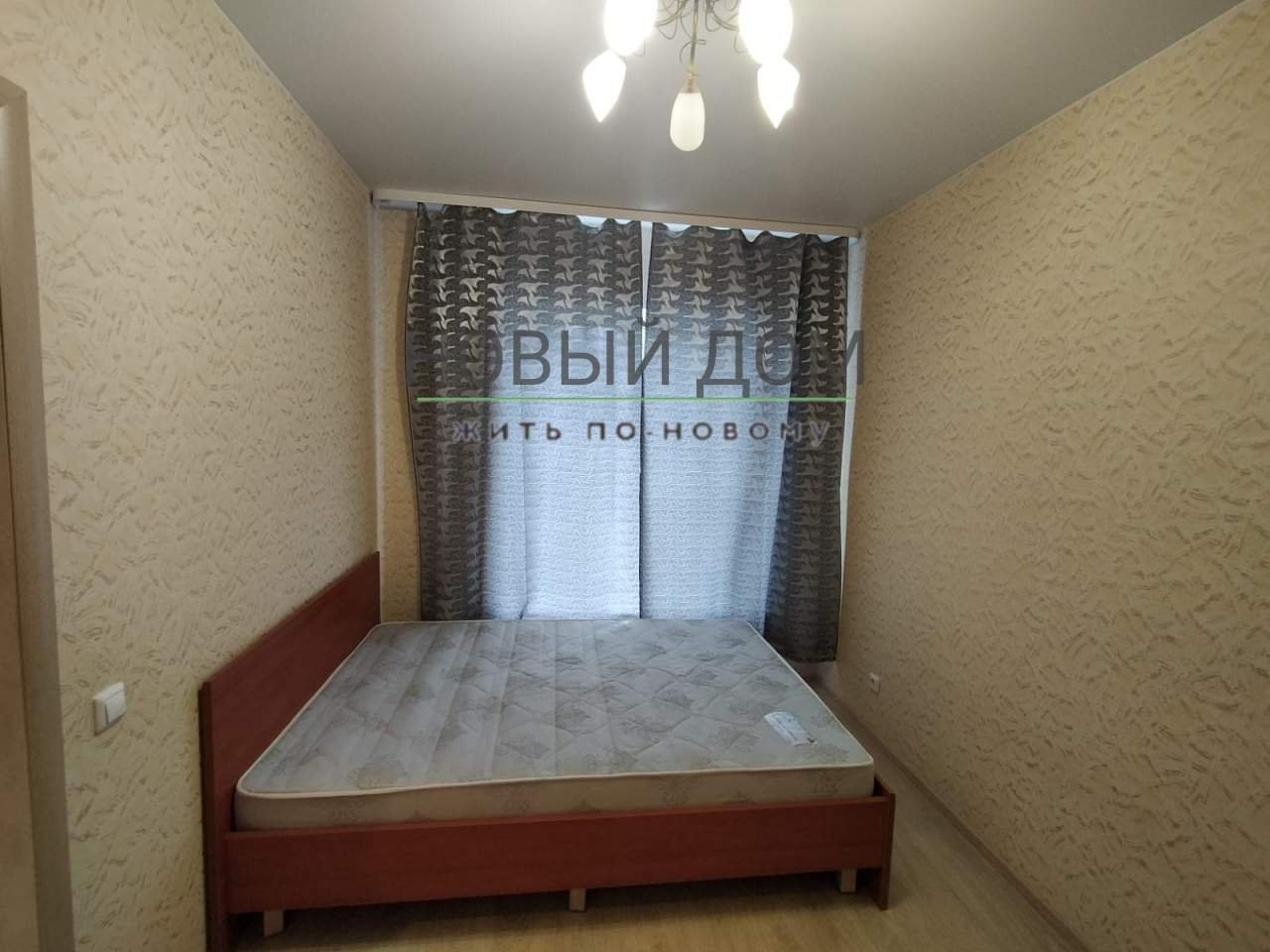 Продажа 1-комнатной квартиры, Великий Новгород, Большая Санкт-Петербургская улица,  д.124б