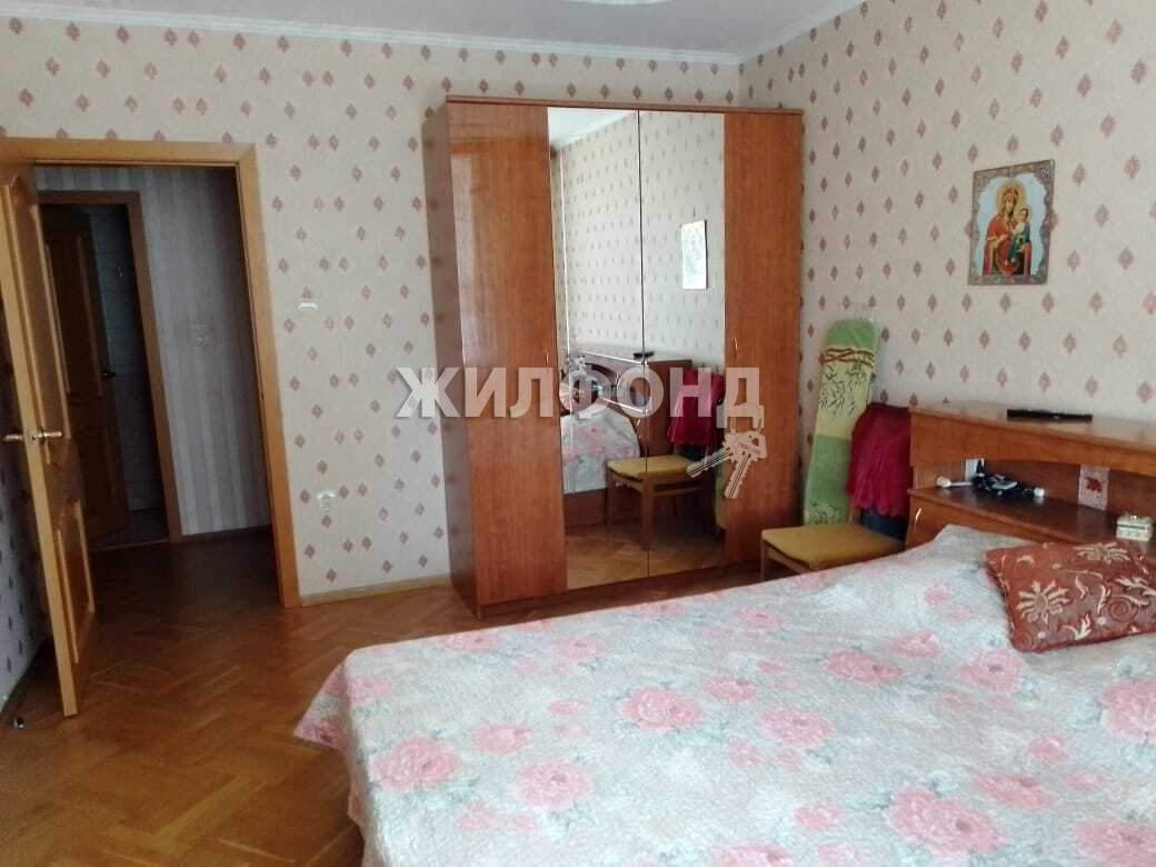 Продажа 2-комнатной квартиры, Орел, Кромская улица,  д.8