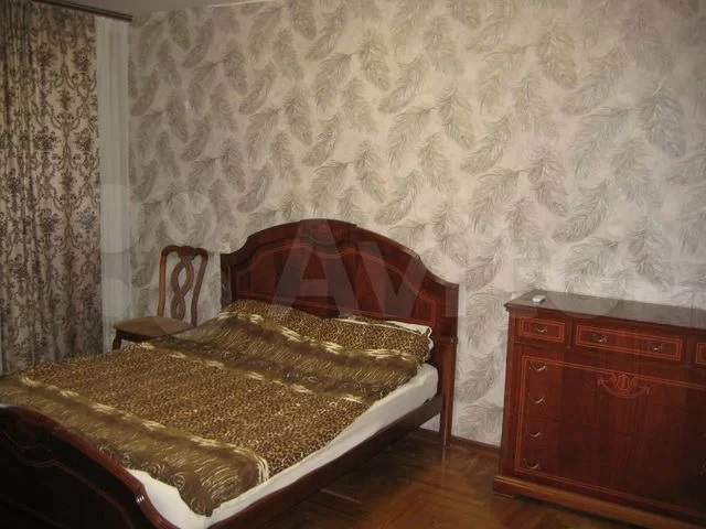 Продажа 3-комнатной квартиры, Калуга, Бульвар Энтузиастов улица,  д.17