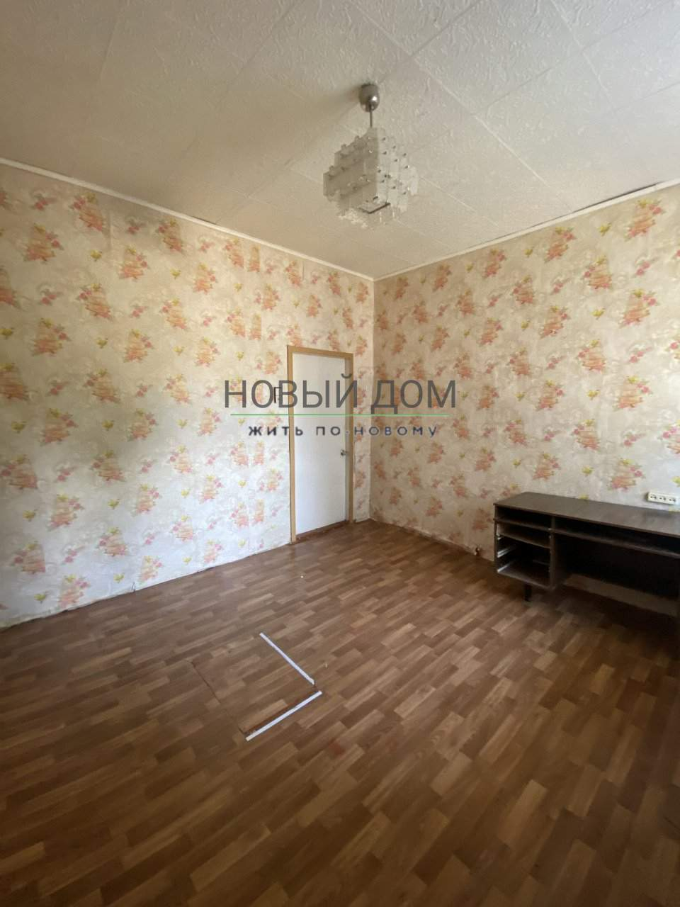 Продажа 3-комнатной квартиры, Великий Новгород, Черняховского улица,  д.72