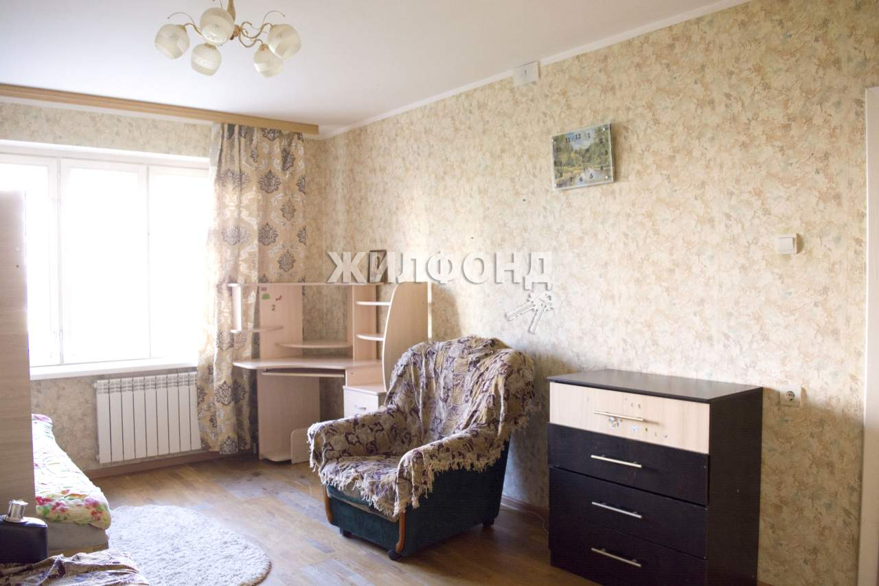 Продажа 1-комнатной квартиры, Орел, Молодежи бульвар,  д.17