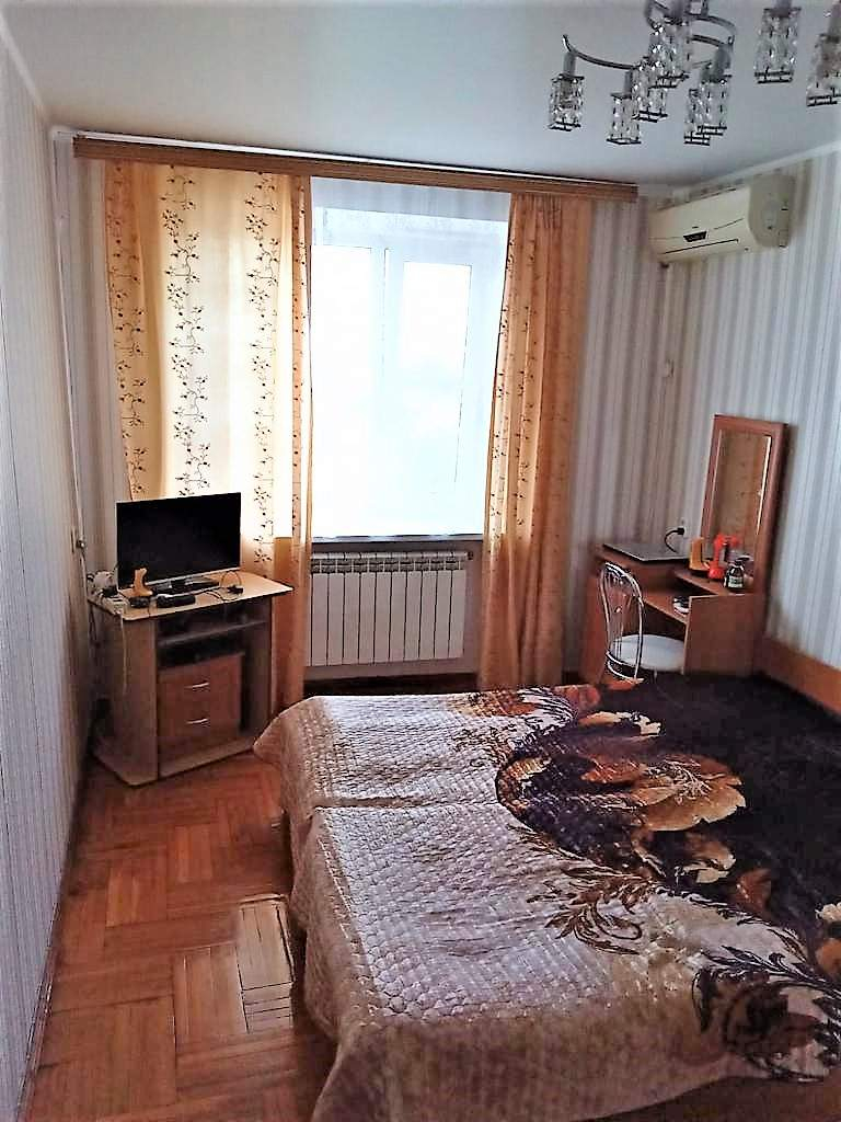Продажа 3-комнатной квартиры, Приморско-Ахтарск, Фестивальная улица,  д.51