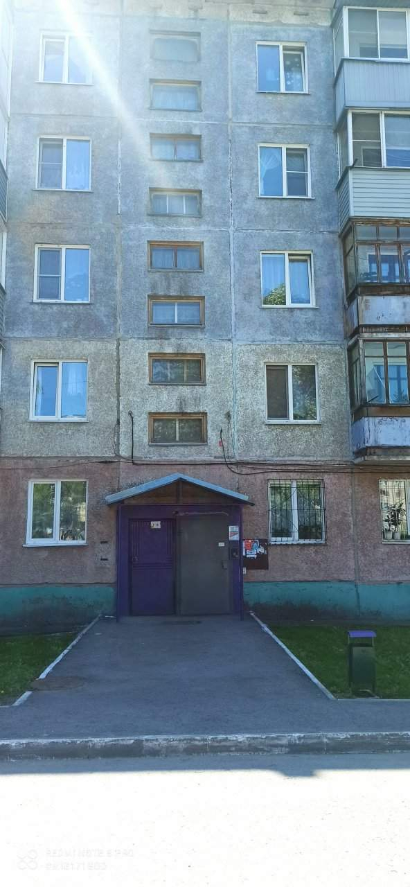 Продажа 3-комнатной квартиры, Барнаул, Георгиева улица,  д.9