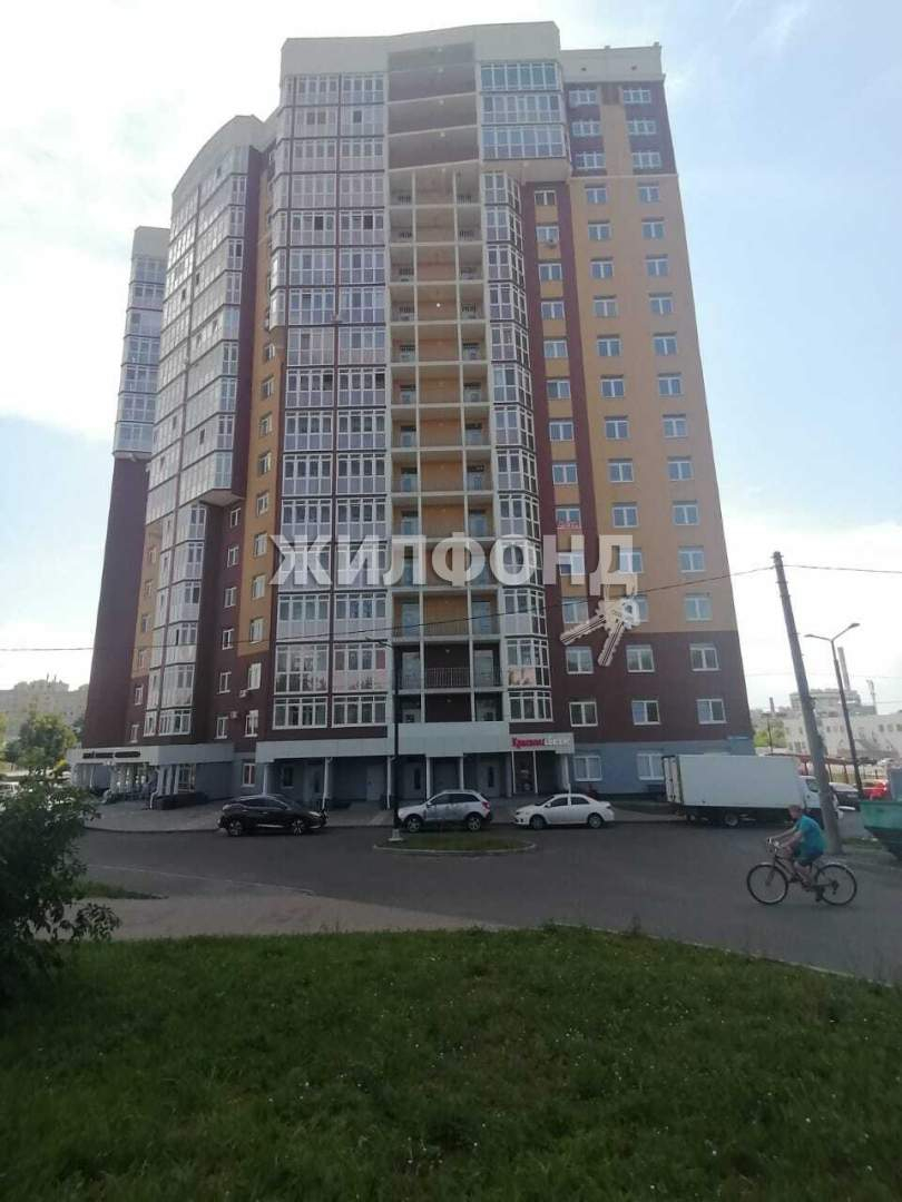 Продажа 2-комнатной квартиры, Орел, Михалицына улица,  д.1