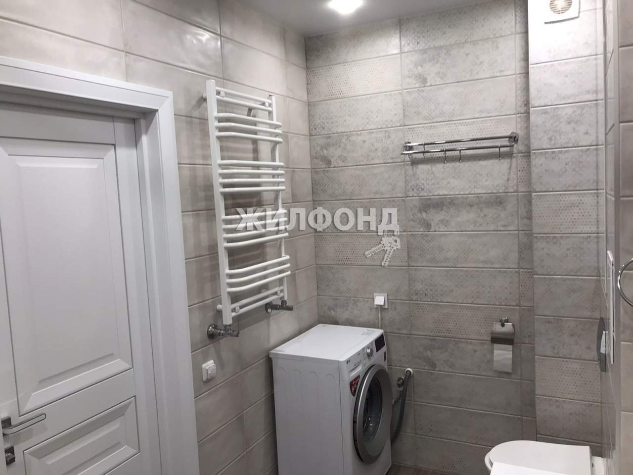 Продажа 2-комнатной квартиры, Калининград, В.Денисова улица,  д.18