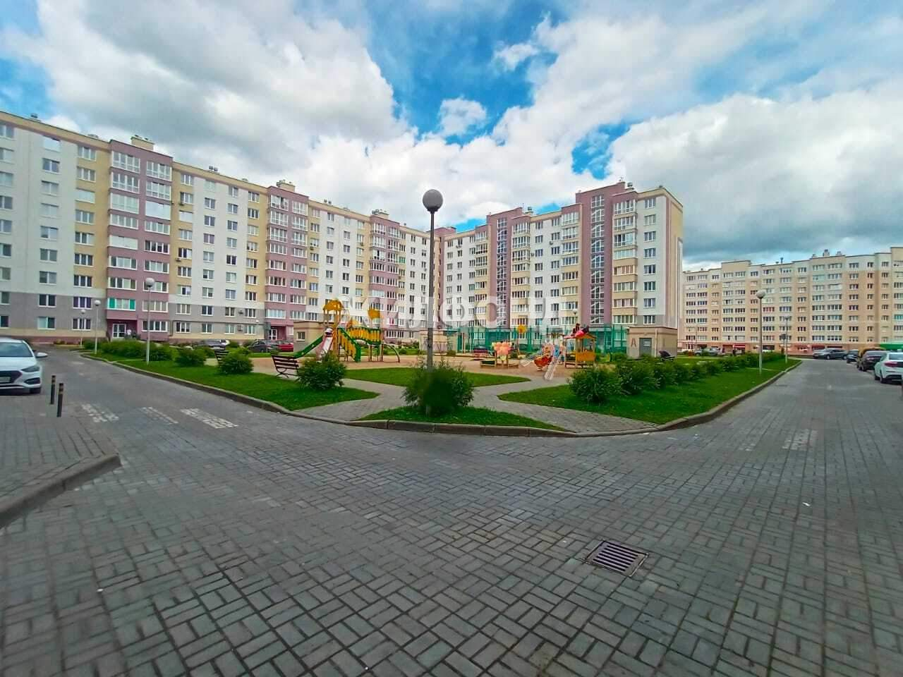 Продажа 2-комнатной квартиры, Калининград, В.Денисова улица,  д.18