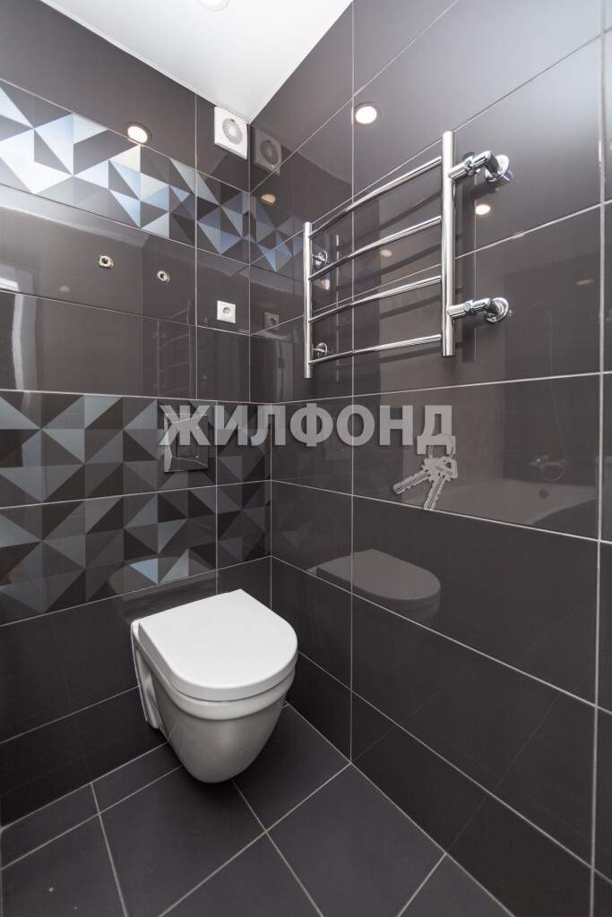 Продажа 3-комнатной квартиры, Барнаул, Малахова улица,  д.122