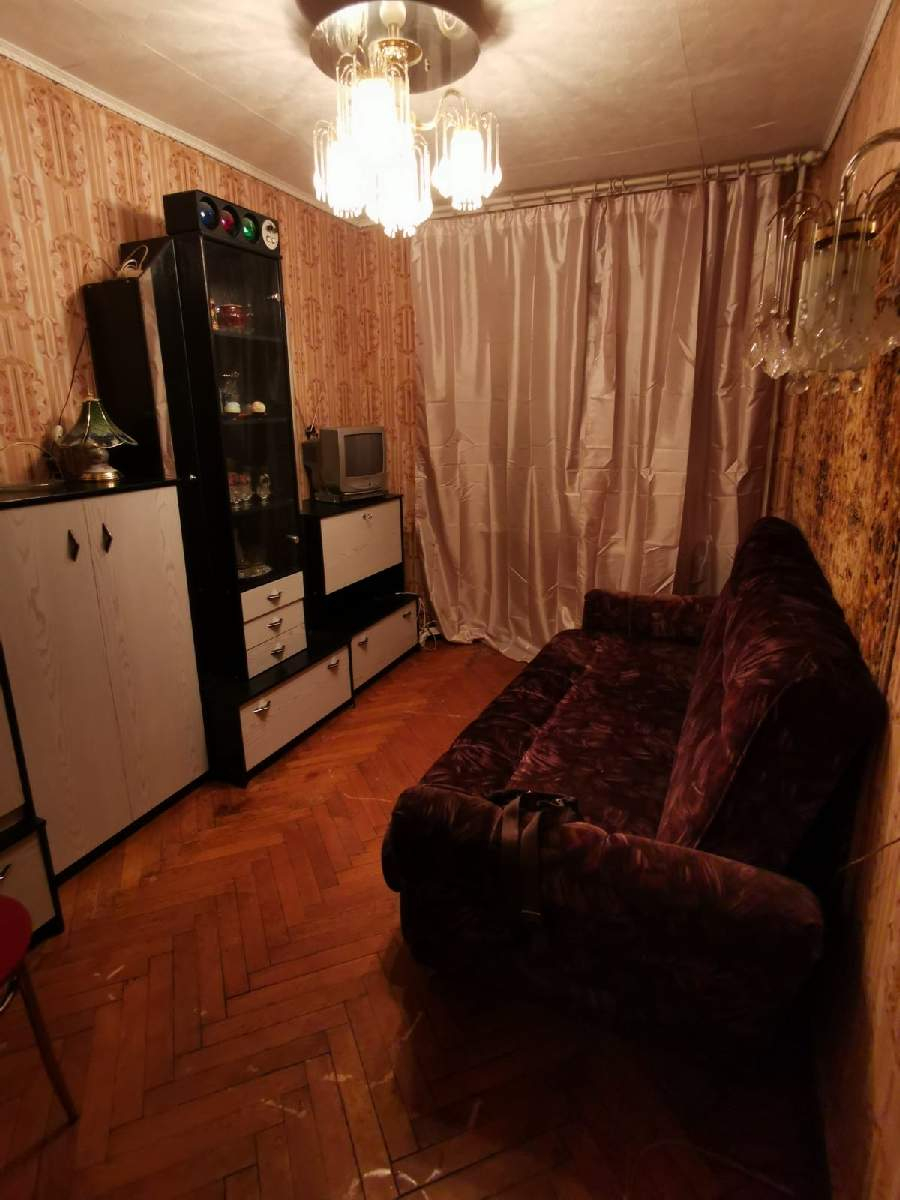Продажа 2-комнатной квартиры, Москва, Знаменская улица,  д.37