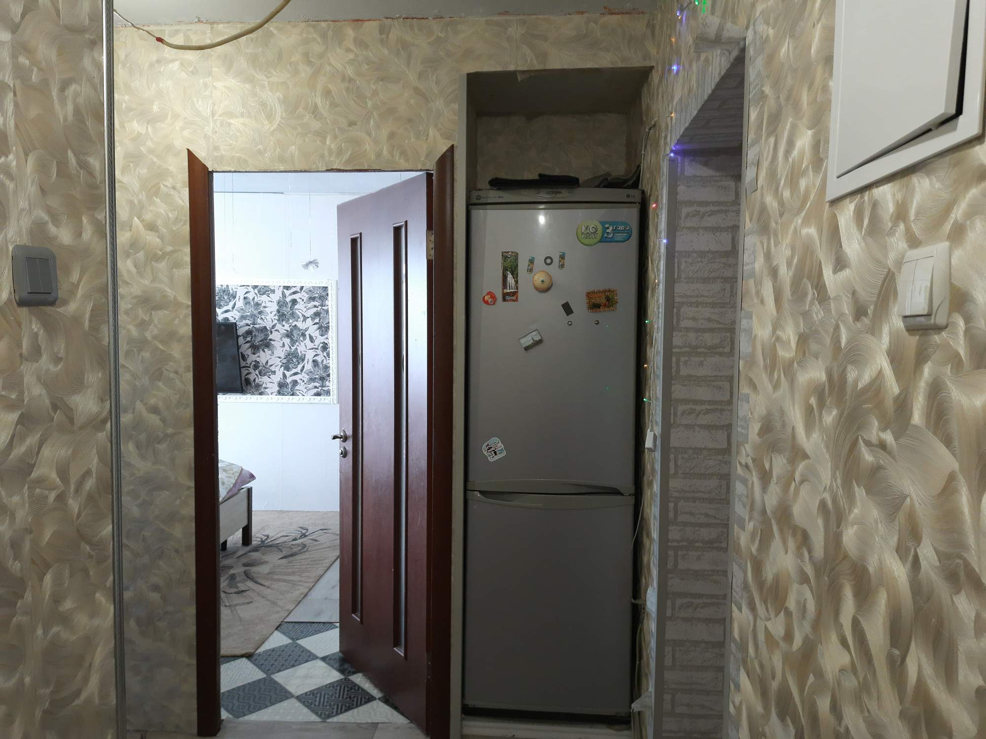 Продажа 4-комнатной квартиры, Севастополь, Октябрьской революции проспект,  д.67