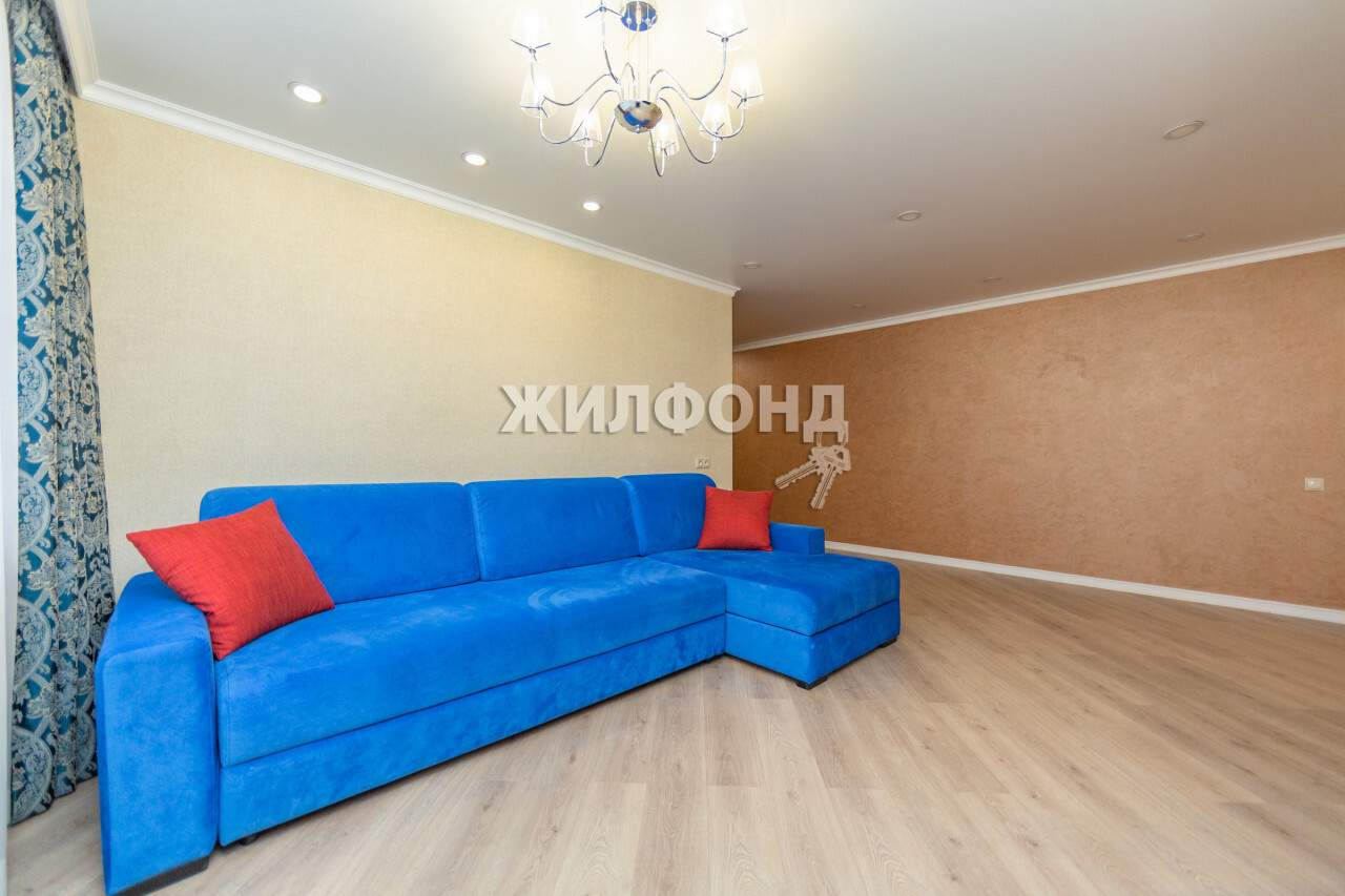 Продажа 3-комнатной квартиры, Барнаул, Малахова улица,  д.122