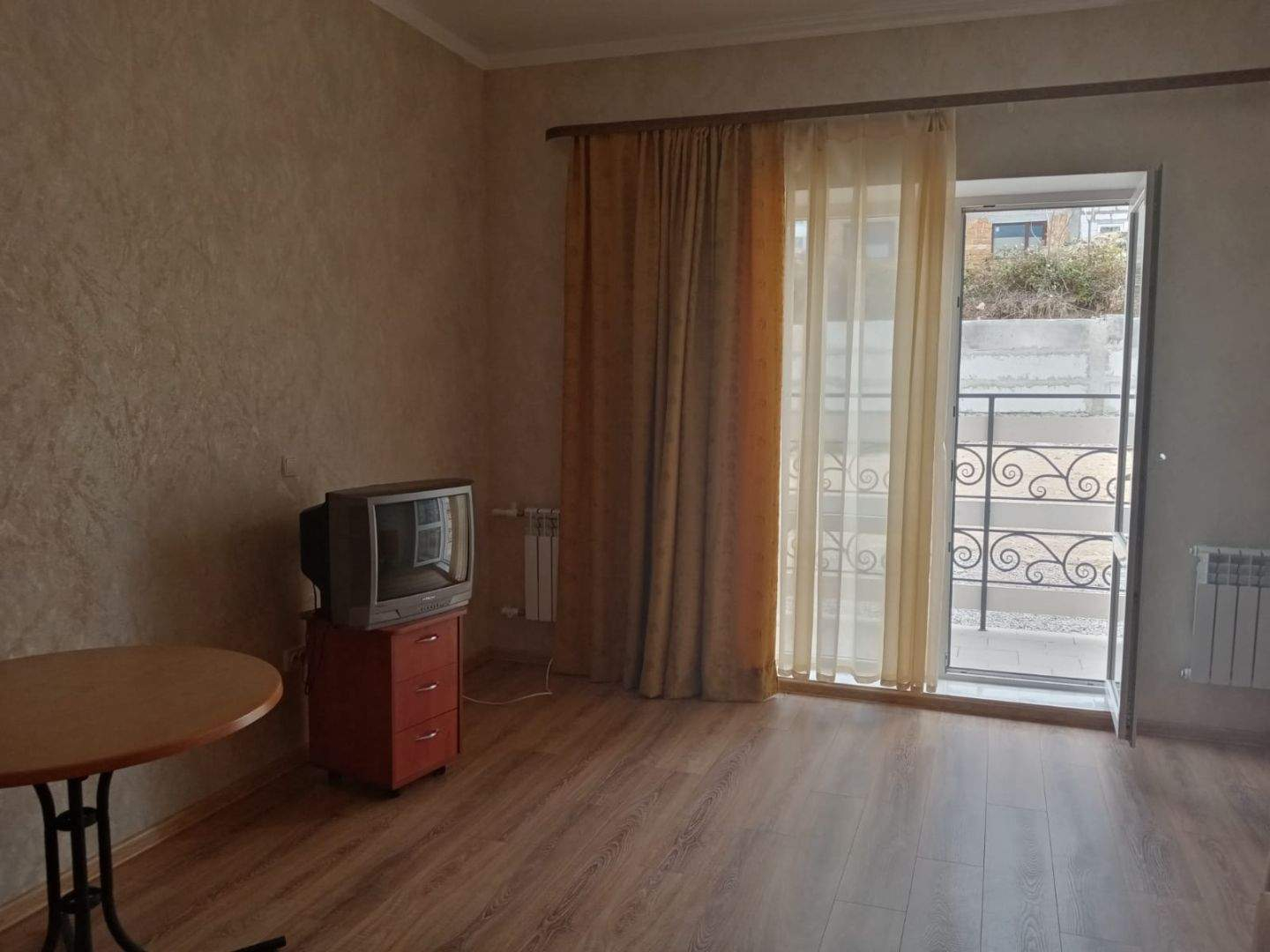 Продажа 1-комнатной квартиры, Севастополь, Редутная улица,  д.23