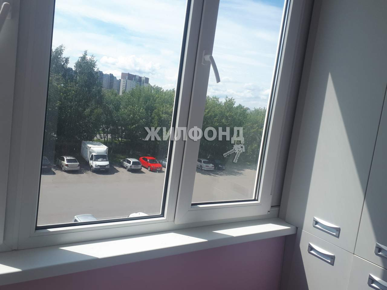 Продажа 3-комнатной квартиры, Барнаул, Малахова улица,  д.122