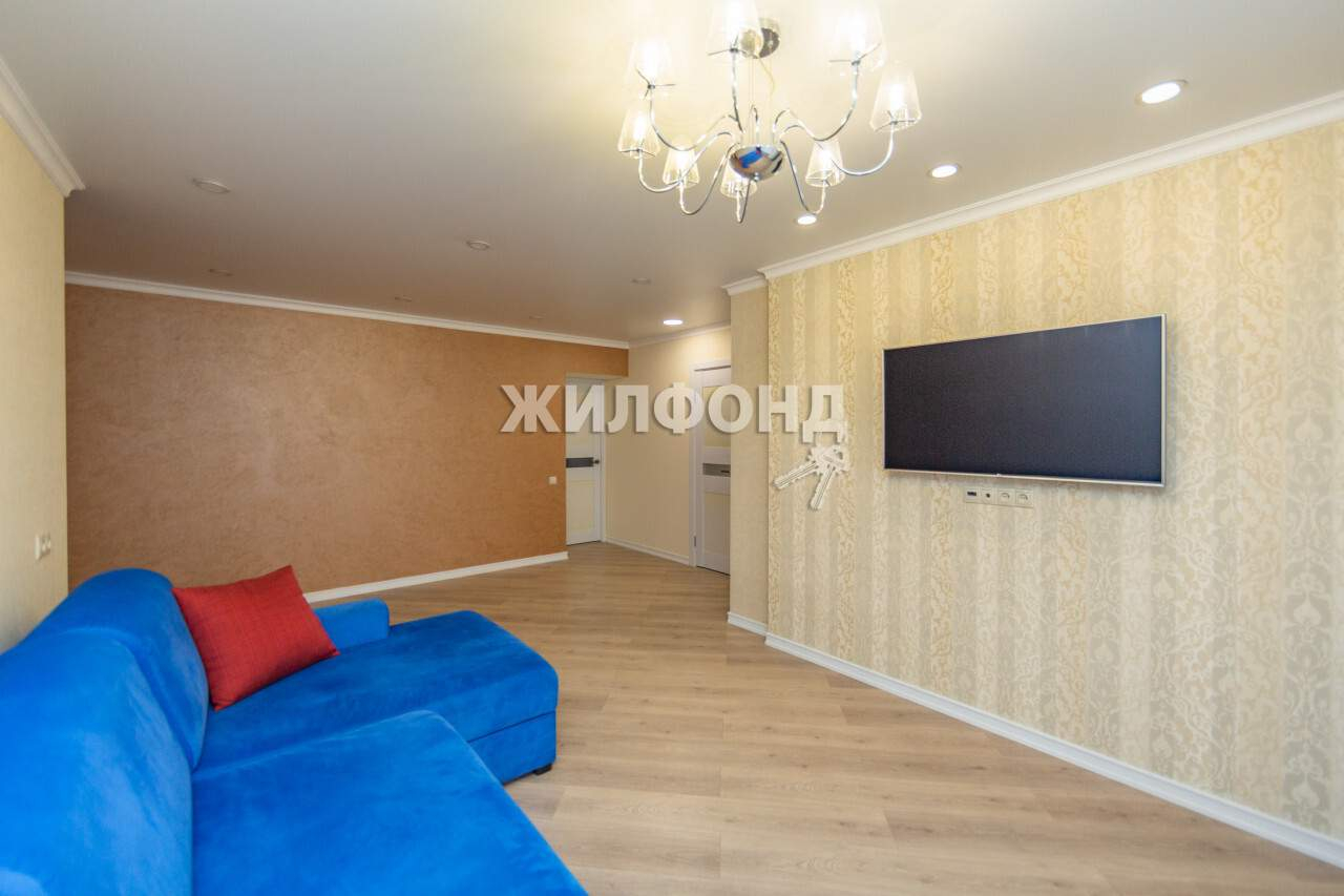 Продажа 3-комнатной квартиры, Барнаул, Малахова улица,  д.122