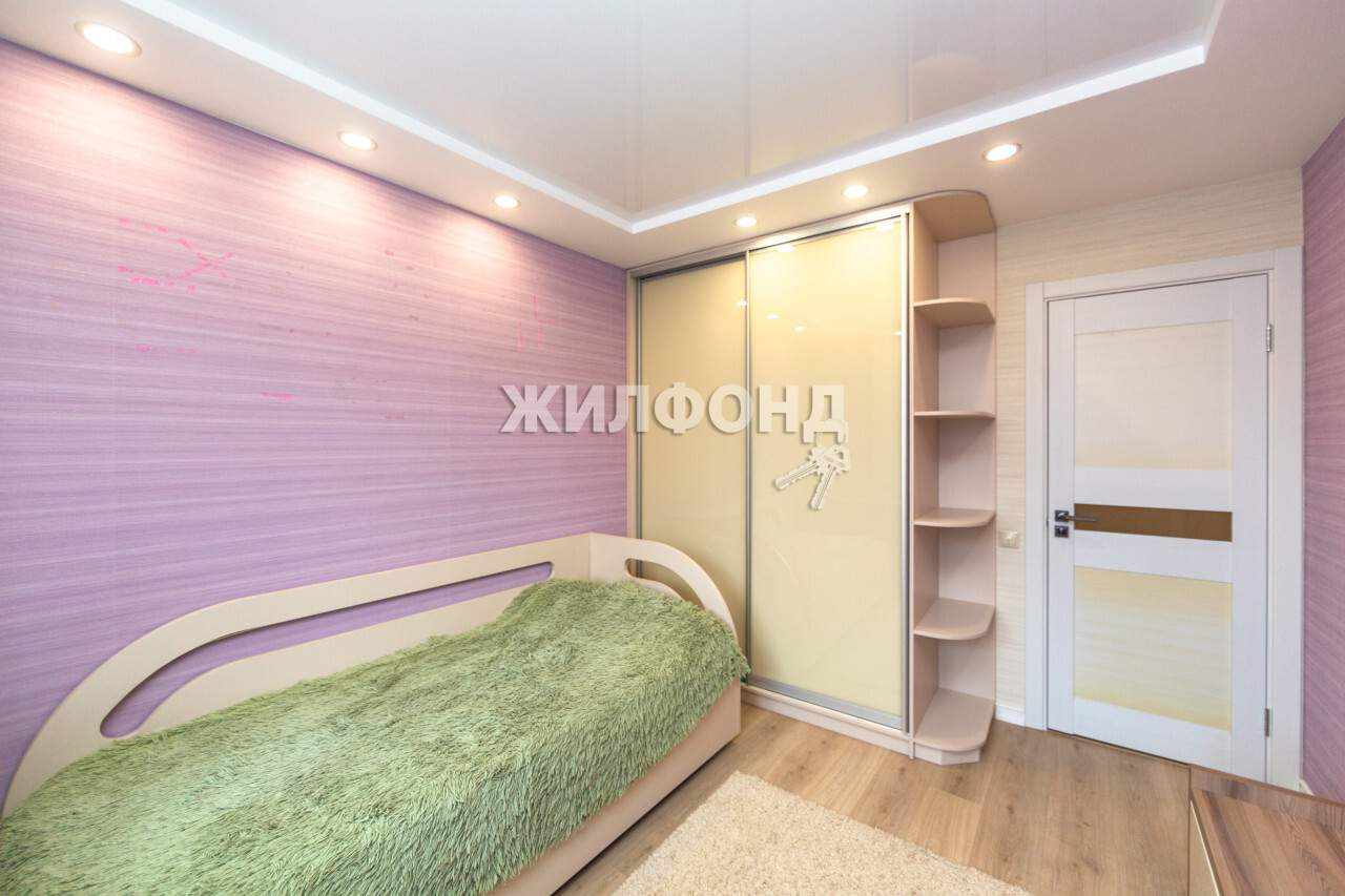 Продажа 3-комнатной квартиры, Барнаул, Малахова улица,  д.122