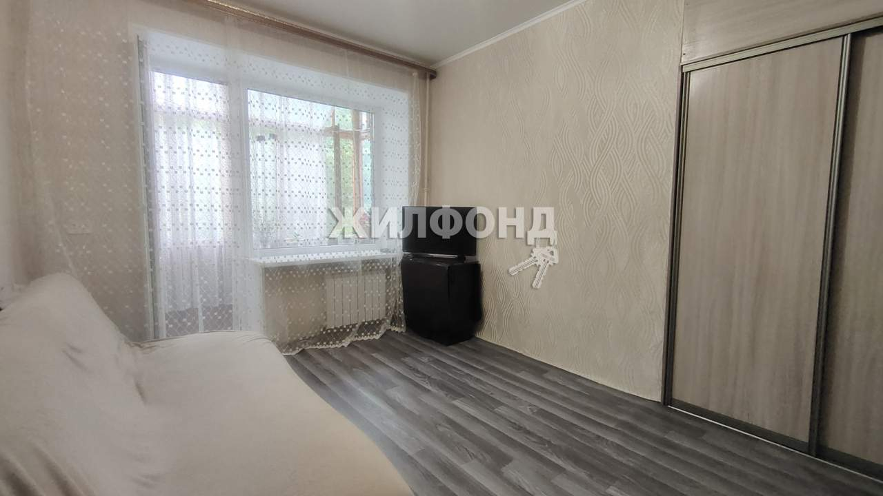 Продажа 2-комнатной квартиры, Барнаул, 40 лет Октября улица,  д.36