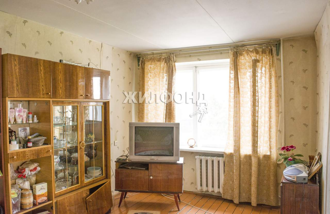 Продажа 4-комнатной квартиры, Орел, Комсомольская улица,  д.249а