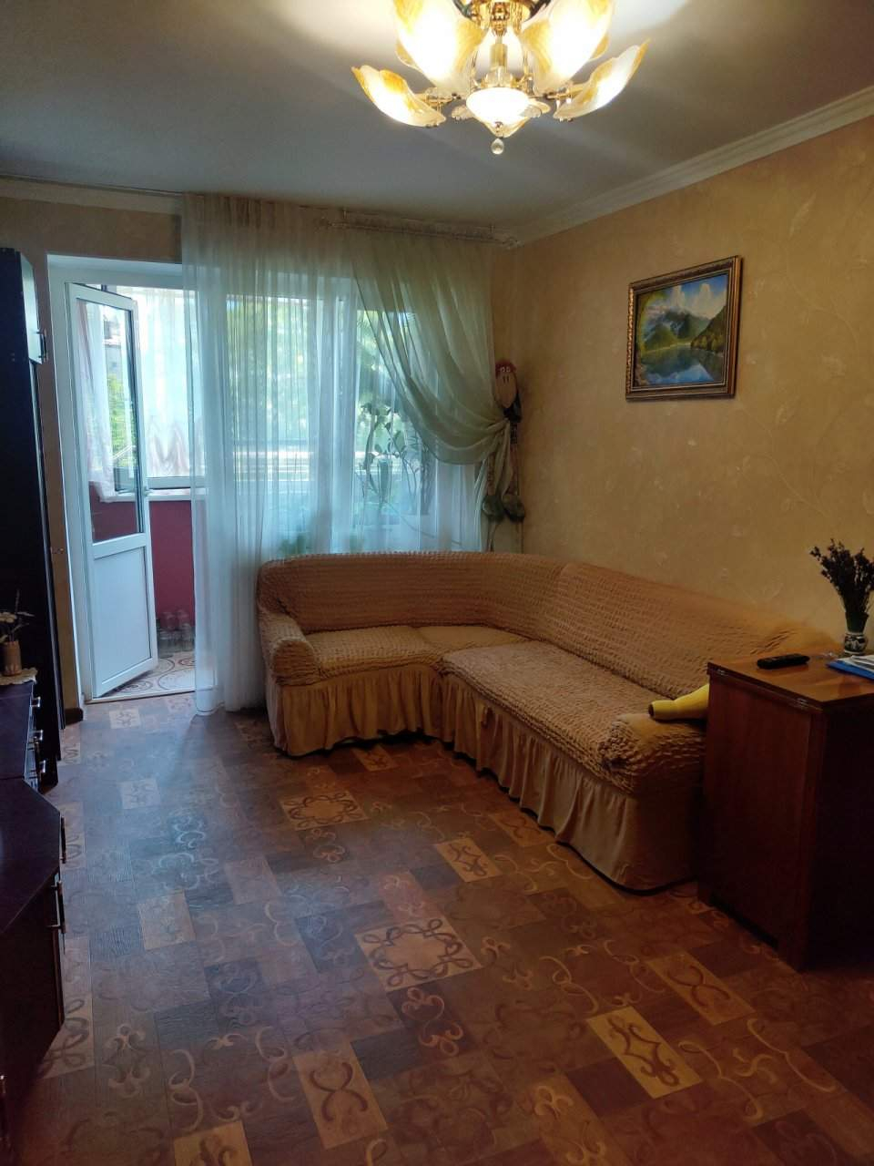 Продажа 2-комнатной квартиры, Симферополь, Гавена улица,  д.113