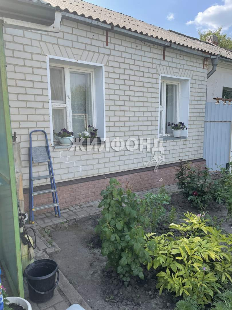 Продажа дома, 130м <sup>2</sup>, 4 сот., Белгород, Володарского улица