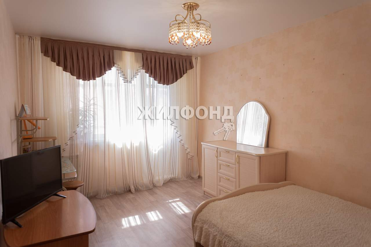 Продажа 2-комнатной квартиры, Барнаул, Попова улица,  д.55