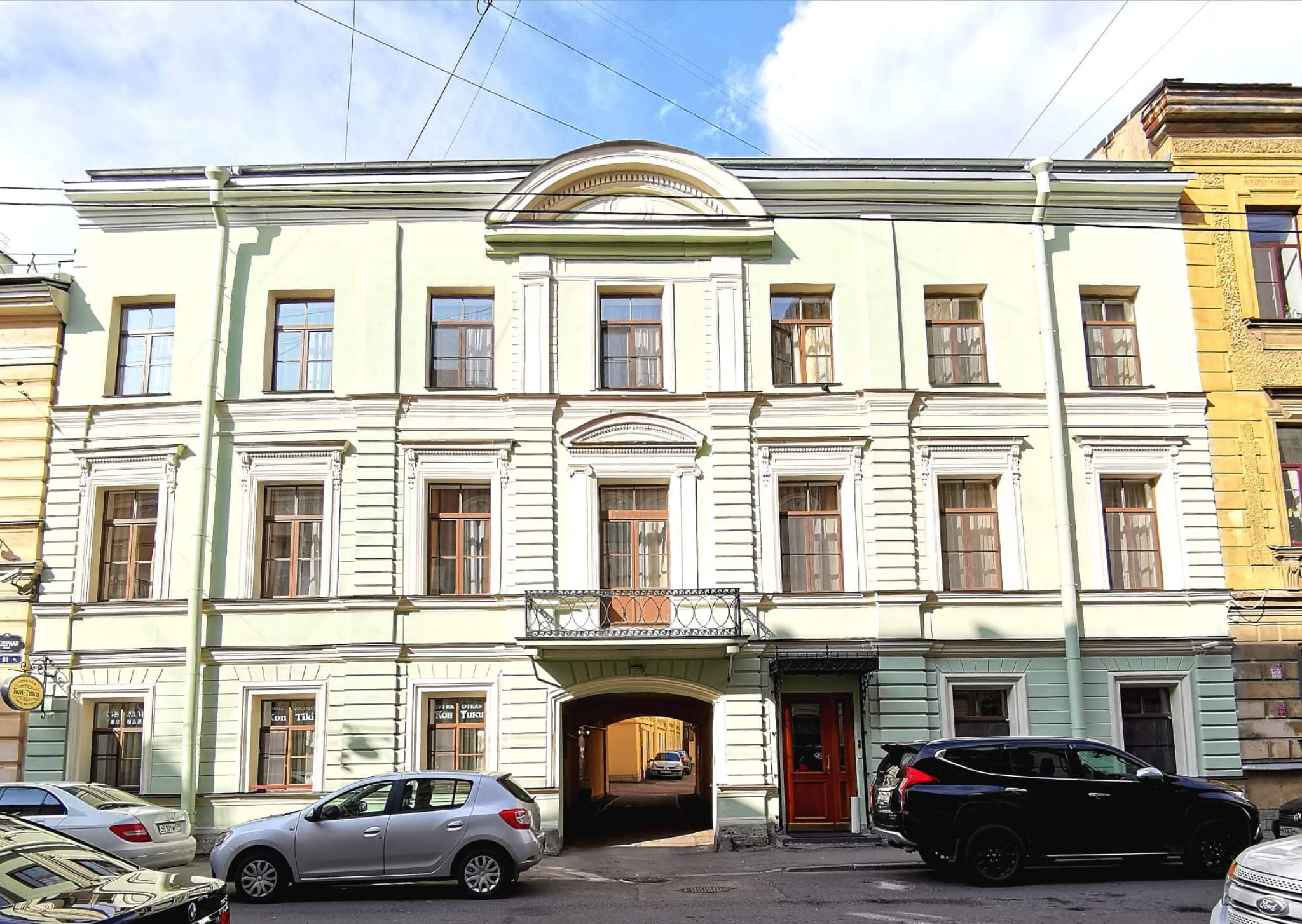Продажа 6-комнатной квартиры, Санкт-Петербург, Галерная улица,  д.59