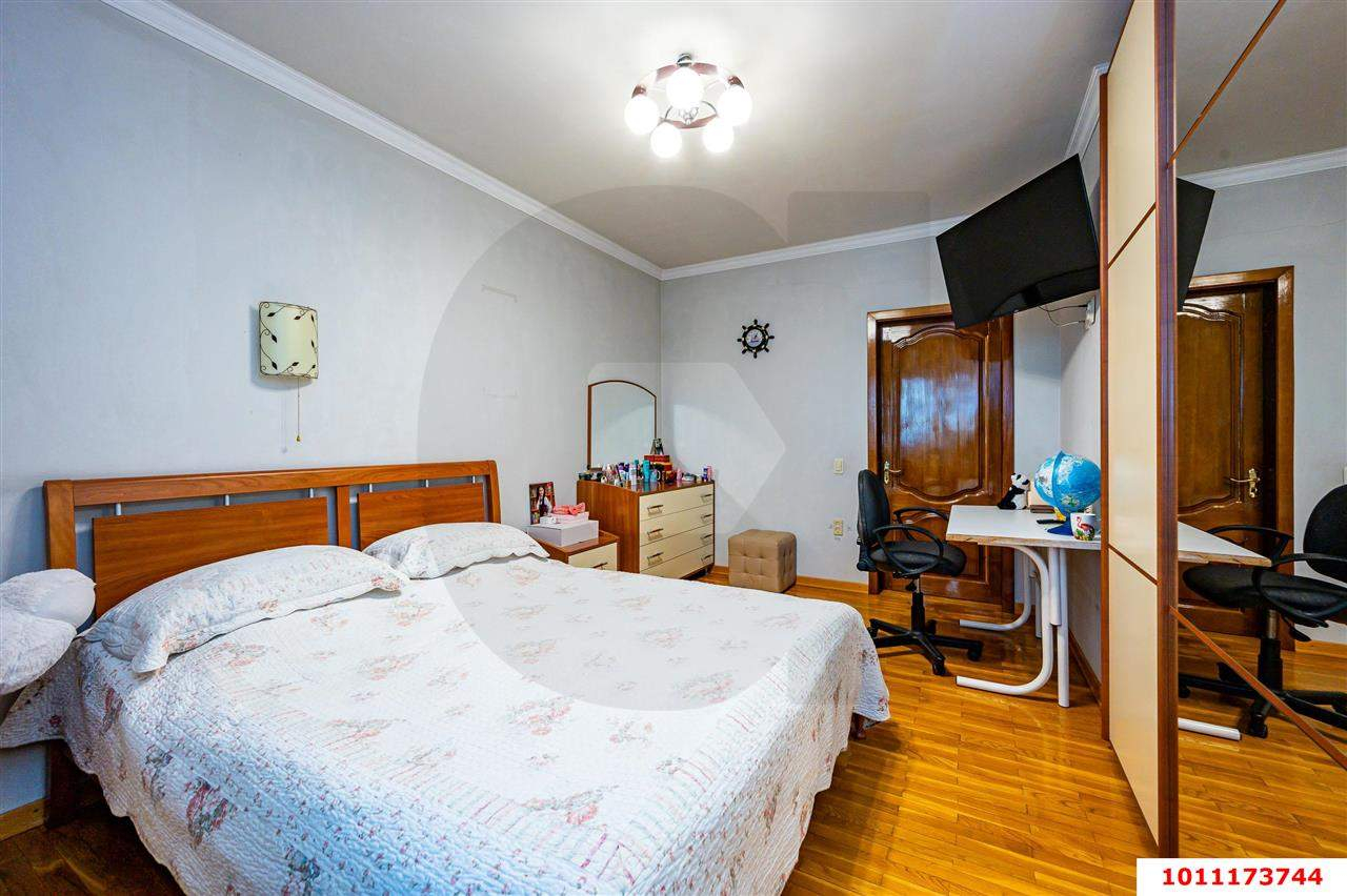Продажа 2-комнатной квартиры, Краснодар, им. Димитрова улица,  д.144