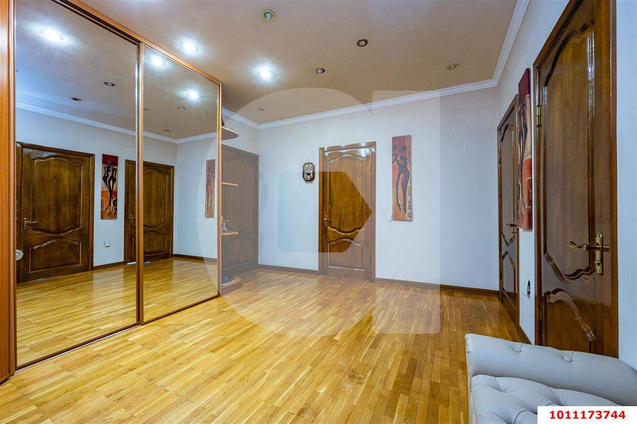 Продажа 2-комнатной квартиры, Краснодар, им. Димитрова улица,  д.144