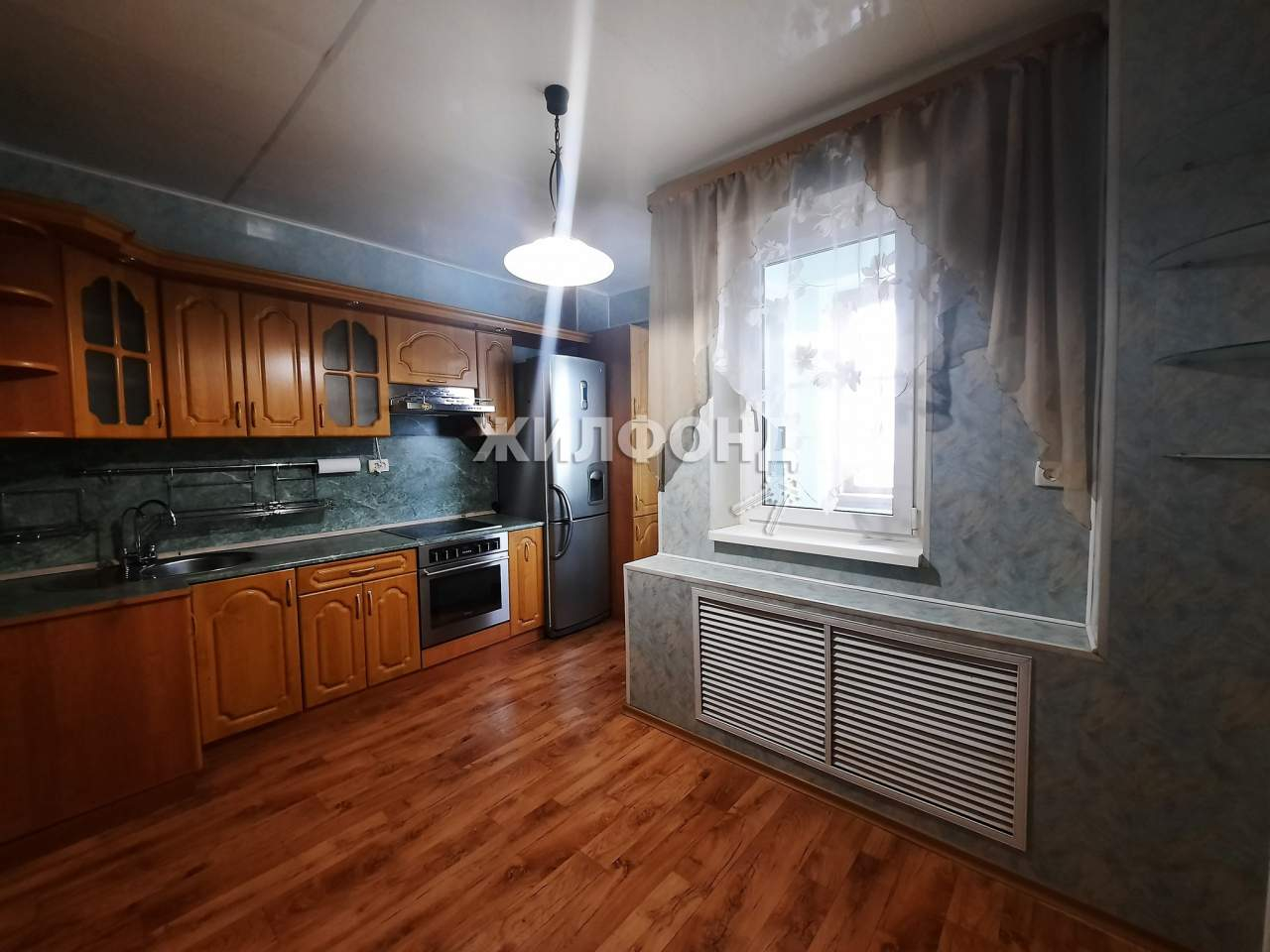 Продажа 3-комнатной квартиры, Астрахань, Румынская улица,  д.9к2