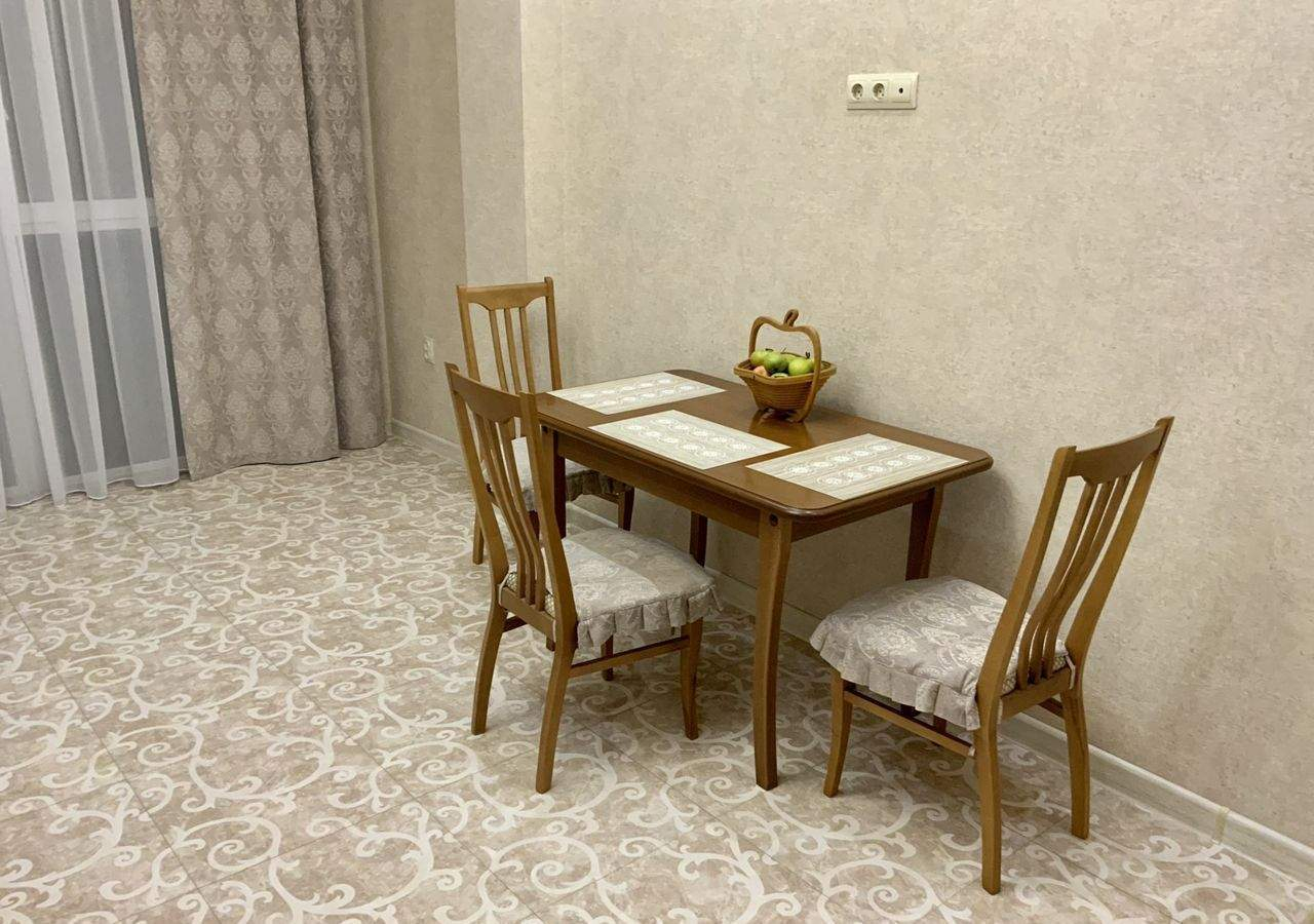 Продажа 2-комнатной квартиры, Геленджик, Курзальная улица,  д.1А