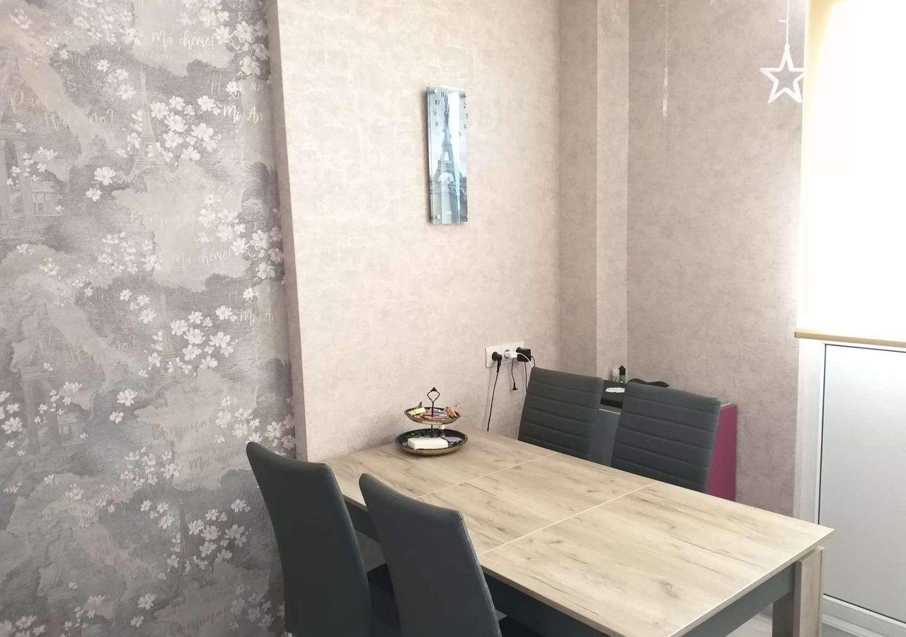 Продажа 2-комнатной квартиры, Геленджик, Олега Анофриева улица,  д.1к1