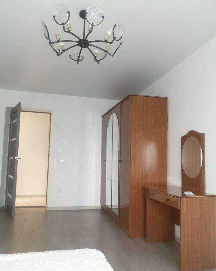 Продажа 2-комнатной квартиры, Новороссийск, Краснознаменный переулок,  д.2А