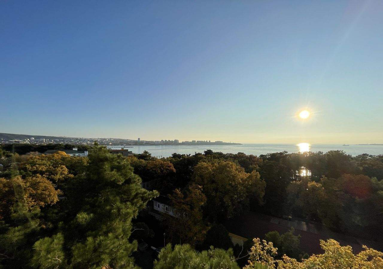 Продажа 3-комнатной квартиры, Геленджик, Мира улица,  д.44к6